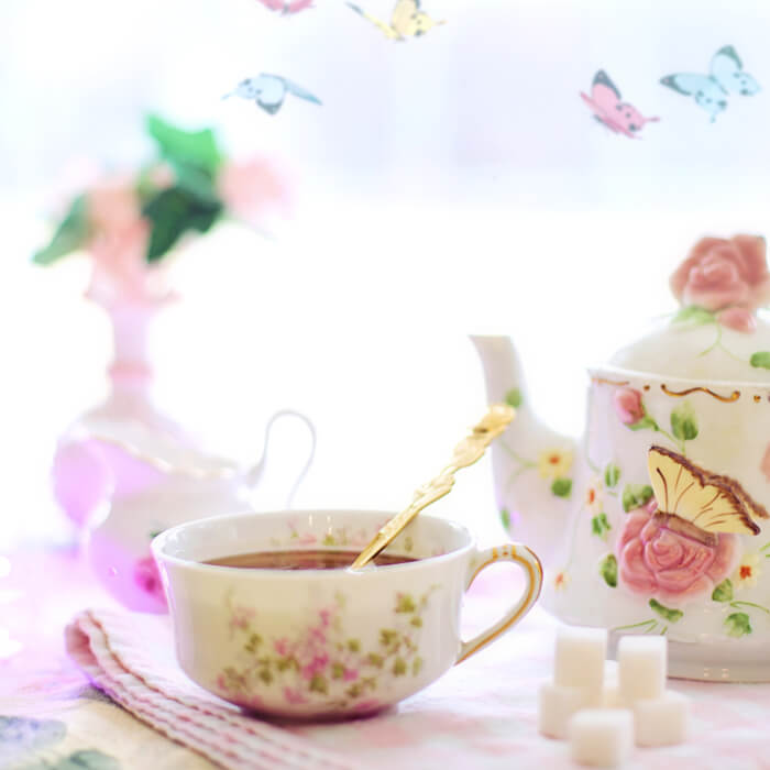 Tea pot and tea cup