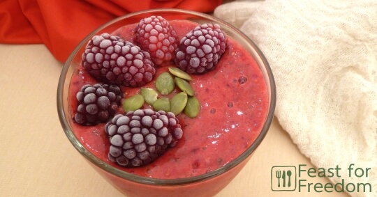 Blackberry Chia Smoothie - Breakfast - Recipes - Feast for Freedom