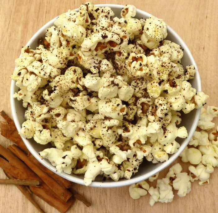 Popcorn in a bowl with a cinnamon topping